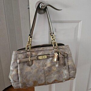 Coach shoulder bag 13 hours SALE!!